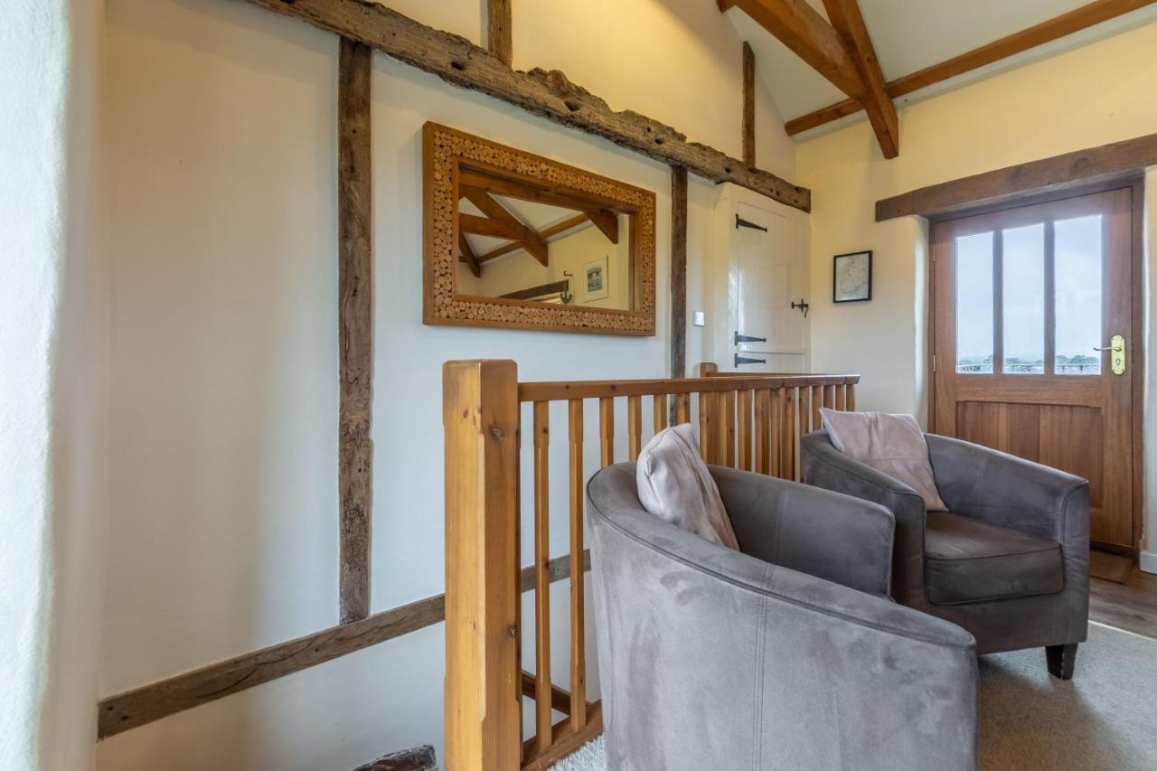 Spring Barn Villa Ползеат Екстериор снимка